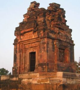 देवळांचा विकास  (Development of Temples)