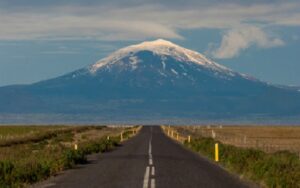Read more about the article हेक्ला ज्वालामुखी (Hekla Volcano)