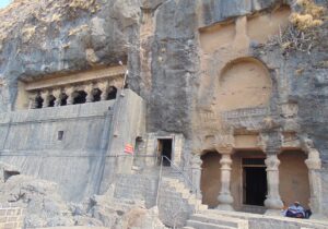 Read more about the article गणेश लेणी व शेजारील लेणी-समूह, जुन्नर (Ganesh Leni and Isolated Caves, Junnar)