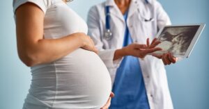 जोखमीचे गरोदरपण व परिचर्येचे निरीक्षण (Risk Pregnancy and Care Monitoring)