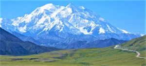Read more about the article अलास्का पर्वतरांग (Alaska Mountain Range)