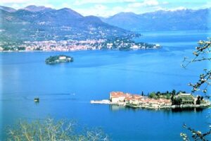 मजोरी सरोवर (Maggiore Lake)