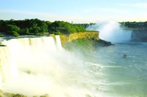 Read more about the article जलप्रपात रेषा (Fall Line)